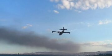 Αναστάτωση στη Θεσσαλονίκη από το τοξικό νέφος, που κάλυψε την Πόλη, λόγω της καταστροφικής φωτιάς του Ωραιοκάστρου! (ρεπορτάζ της Κούλας Πουλασιχίδου)