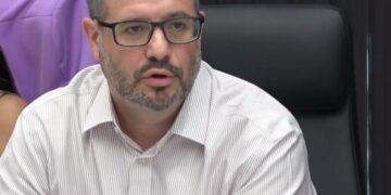Τσάφος: «Δεν ισχύει ότι πουλάμε λιγνίτη στη Β. Μακεδονία και τον αγοράζουμε ως ρεύμα»