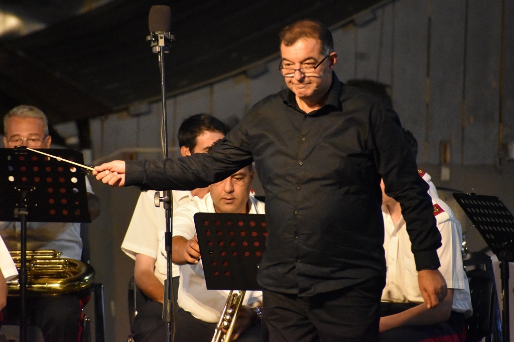 DSC_0137_compressed.jpg