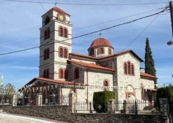 “Τρείς εκκλησίες… μια ιστορία, το Προάστειο μας” – Μια κοινή ιστορία, γεμάτη πίστη, μνήμες (Φωτογραφίες)