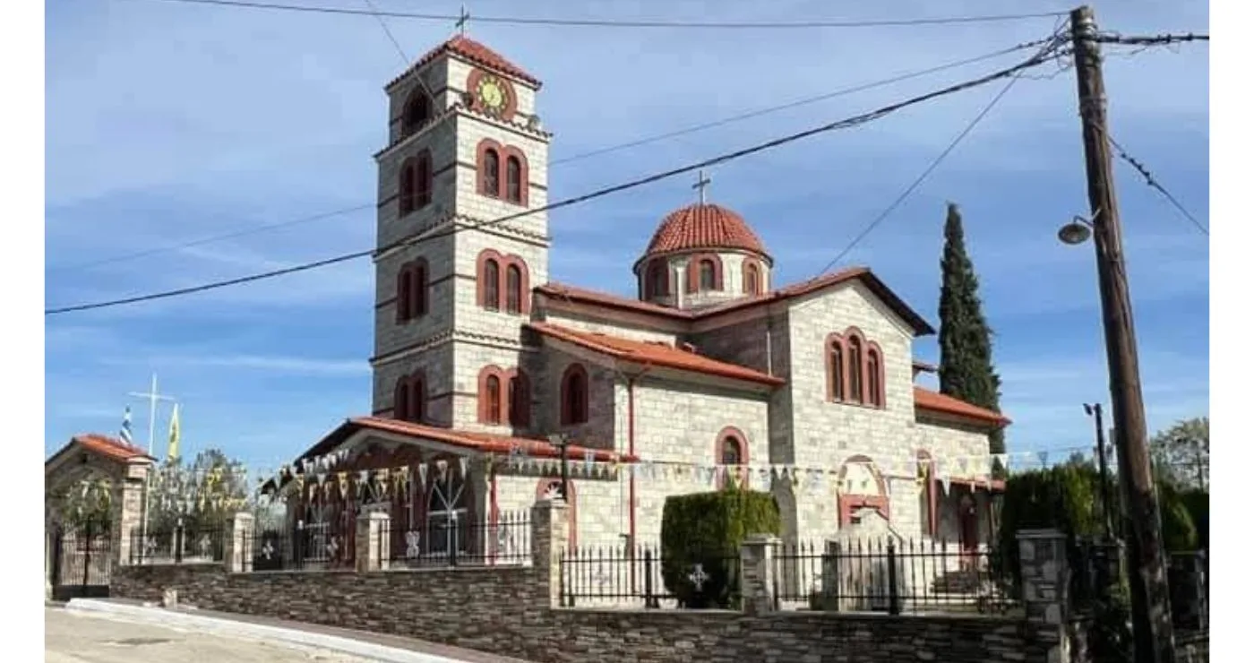 “Τρείς εκκλησίες… μια ιστορία, το Προάστειο μας” – Μια κοινή ιστορία, γεμάτη πίστη, μνήμες (Φωτογραφίες)