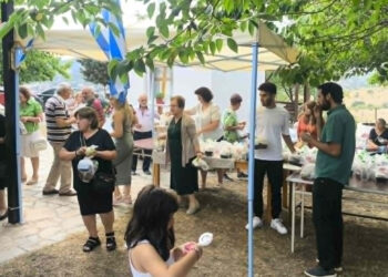 Πανηγύρισε το εξωκλήσι της Μεταμόρφωσης του Σωτήρος στο Δρέπανο (Φωτογραφίες)