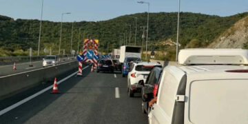 Κοζάνη: Νέα πρωινή ταλαιπωρία στην Εγνατία Οδό – Ουρές χιλιομέτρων μετά από βλάβη νταλίκας