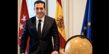 Τα γεγονότα στην Ισπανία υπενθυμίζουν μια αλήθεια. Η προστασία των συνόρων είναι εθνική αλλά και ευρωπαϊκή ευθύνη (του Χάρη Κάτανα)