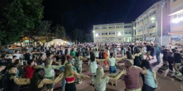 Πλήθος κόσμου στα “Κομανιώτικα 2026”,  μεγάλο γλέντι και εντυπωσιακή συμμετοχή της νεολαίας! (ρεπορτάζ της Κούλας Πουλασιχίδου)