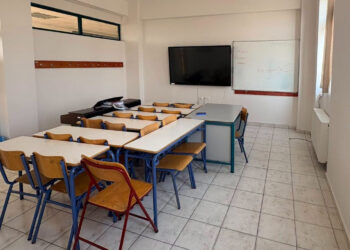 12 φρεσκοβαμμένες αίθουσες στο Μουσικό Σχολείο Πτολεμαΐδας έτοιμες να υποδεχτούν μαθητές – Η ανάρτηση του Σχολείου