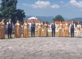 Από την Αργυρούπολη στο Καρς και από εκεί στη Φλώρινα – Τίμησαν την Παναγία τη Λάλογλη και τη μνήμη των Καρσλήδων στο Μεσονήσι