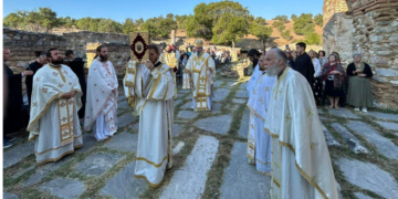Αρχιερατική Θεία Λειτουργία στη Βασιλική του Αγίου Αχιλλίου Πρεσπών για τα 1.400 χρόνια του Ακαθίστου Ύμνου