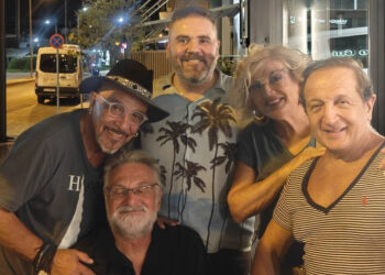Επίσκεψη-έκπληξη στο Bar Resto στην Κοζάνη από Ζουγανέλη, Μπιμπίλα και Ηρώ Μανέ