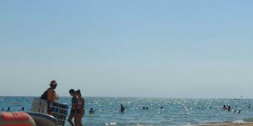 Καλό ΑΠΟΚΑΛOΚΑΙΡΟ χωρίς να πούμε το οριστικό ΑΝΤΙΟ στο Καλοκαίρι; (ρεπορτάζ της Κούλας Πουλασιχίδου)