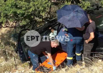 Κοζάνη: Αυτοκίνητο εξετράπη και κατέληξε σε γκρεμό – Δέντρο ανέκοψε την πτώση του