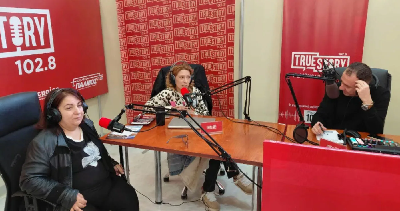 Ρόζμαρι Μπάμπου και Καλλιόπη Γιακουμή: Από το χόμπι στη δημιουργία – Χειροποίητα κεριά και κοσμήματα κερδίζουν το κοινό (Συνέντευξη στο True Story Radio 102.8)