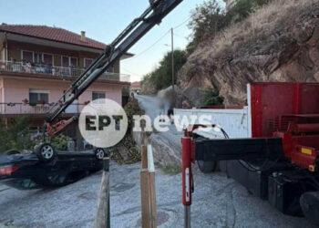 Ανατροπή αυτοκινήτου στην Καστοριά – Τραυματίστηκε ηλικιωμένος οδηγός