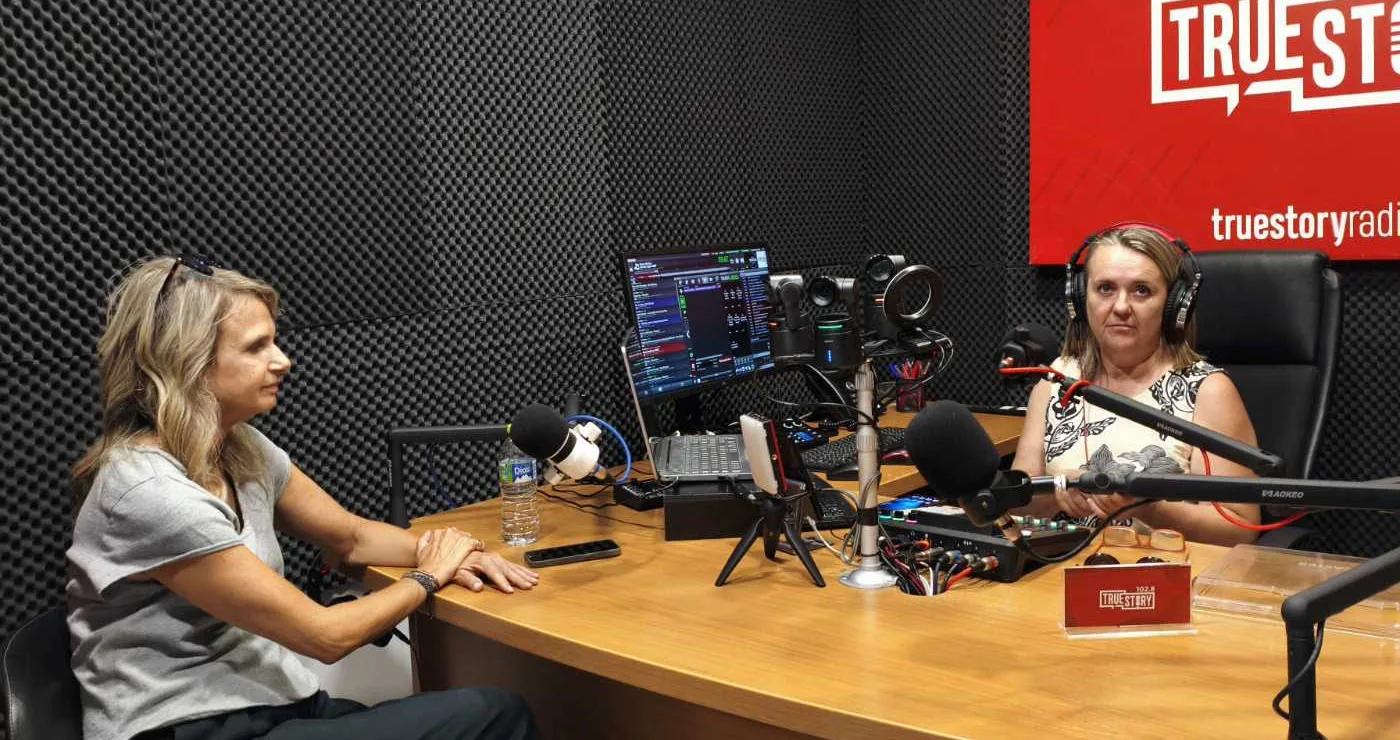 Στο στούντιο του True Story Radio η Μιλένα Αποστολάκη
