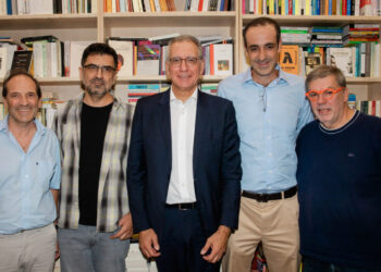 Bookmarkers: Η νέα πρωτοβουλία Δημητριάδη που βάζει το βιβλίο στη ζωή μας