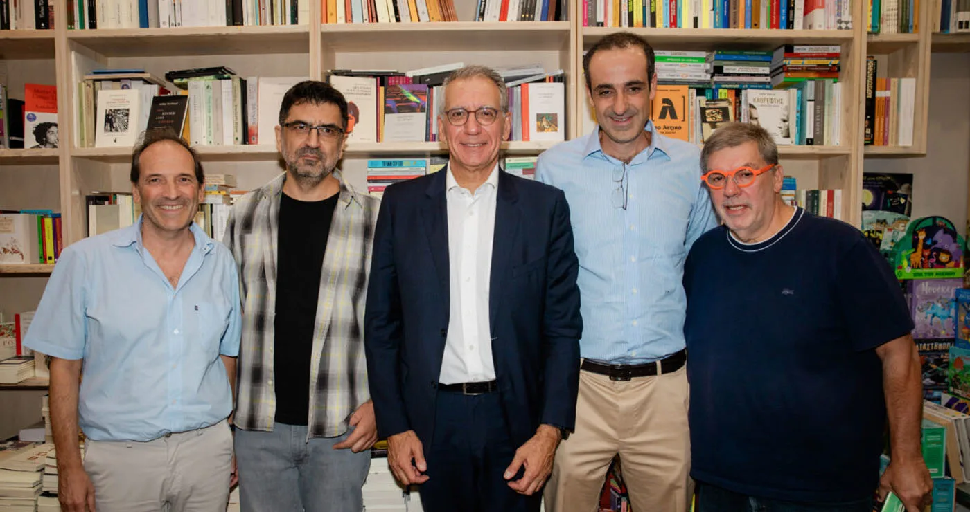 Bookmarkers: Η νέα πρωτοβουλία Δημητριάδη που βάζει το βιβλίο στη ζωή μας
