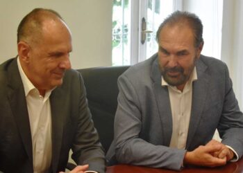 Η διεθνής και περιφερειακή εξωστρέφεια της Φλώρινας στο επίκεντρο συνάντησης του ΥΠΕΞ Γιώργου Γεραπετρίτη με τον Δήμαρχο Βασίλη Γιαννάκη