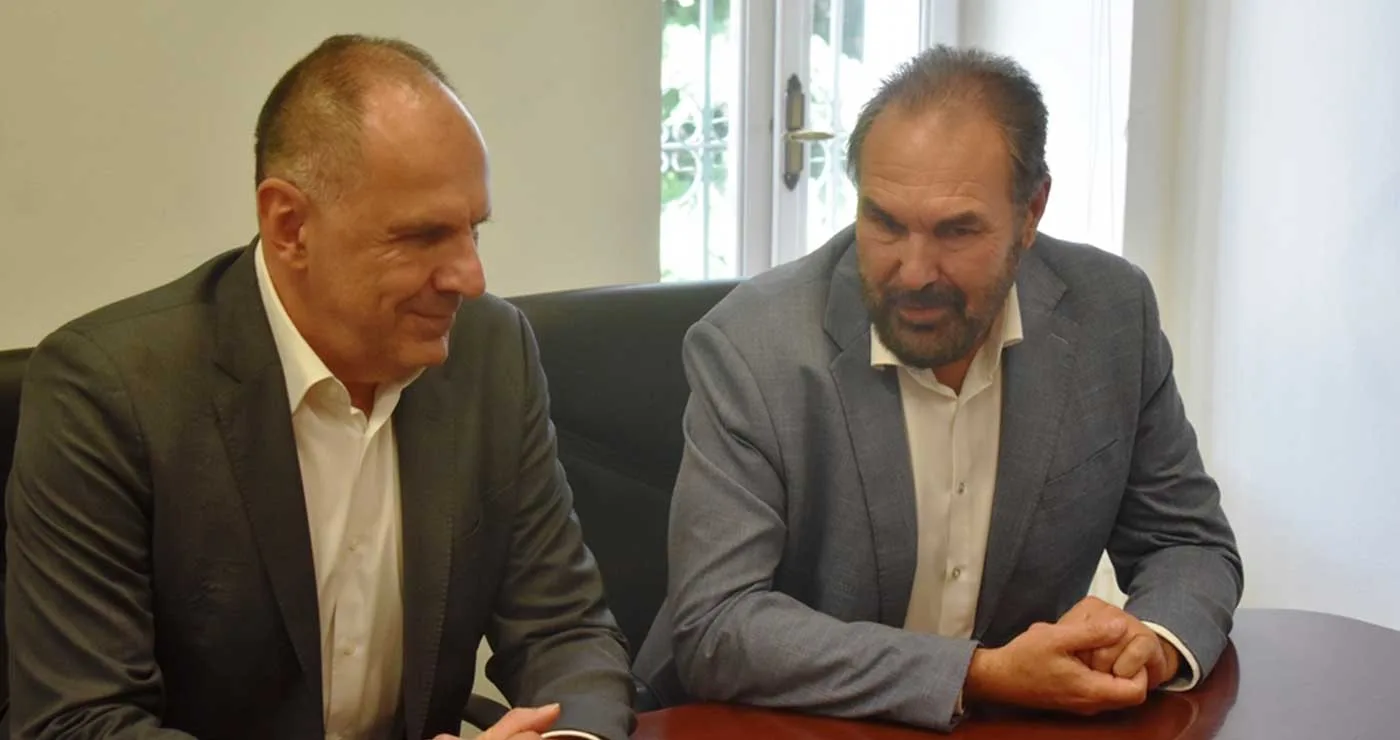 Η διεθνής και περιφερειακή εξωστρέφεια της Φλώρινας στο επίκεντρο συνάντησης του ΥΠΕΞ Γιώργου Γεραπετρίτη με τον Δήμαρχο Βασίλη Γιαννάκη