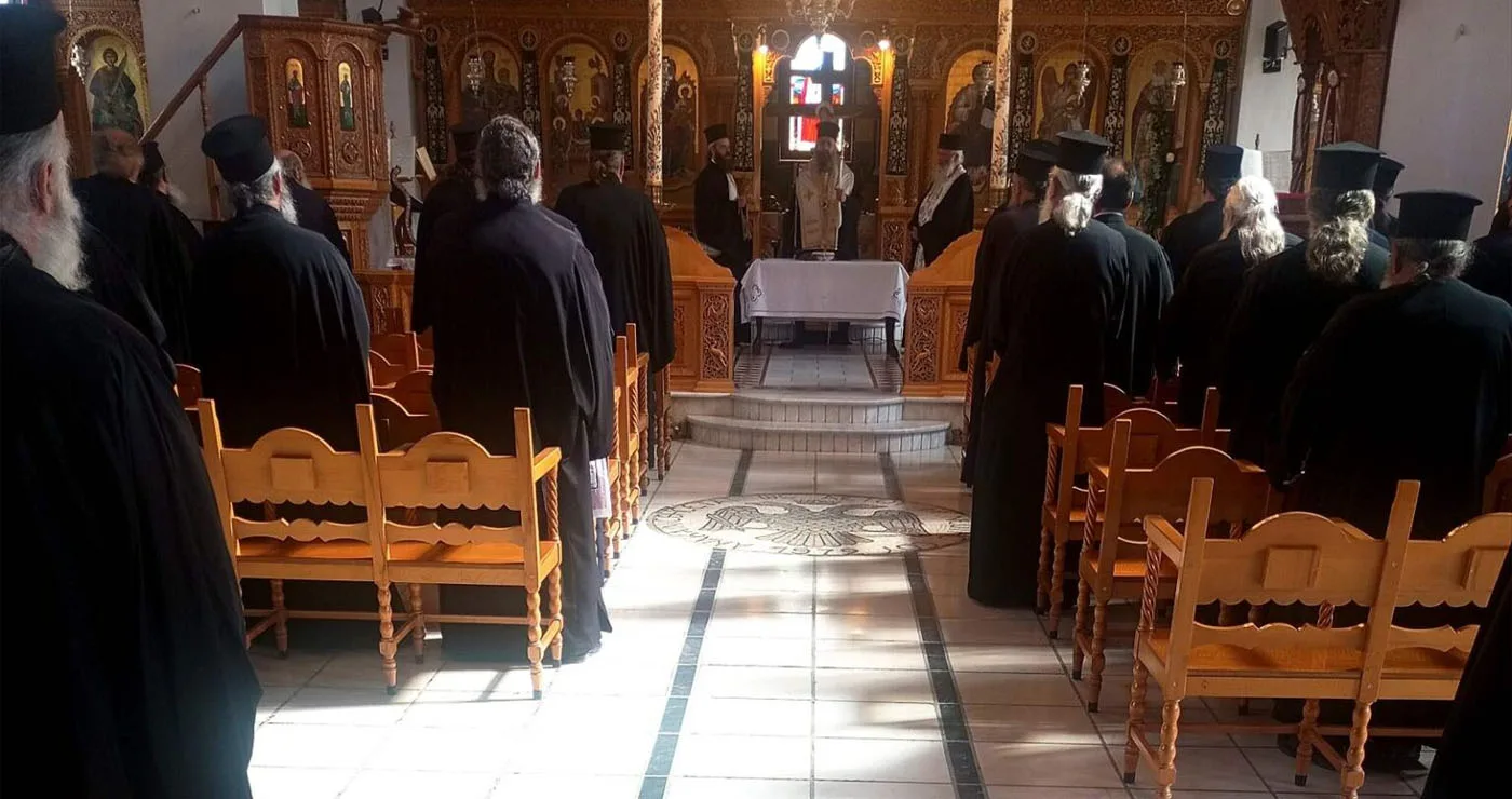 Ιερατική Σύναξη στην Πτολεμαΐδα – Ποιμαντικές οδηγίες στους εφημέριους από τον Μητροπολίτη Ειρηναίο