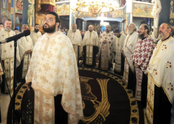 Με λαμπρότητα τελέστηκε ο Μέγας Πανηγυρικός Εσπερινός στον πανηγυρίζοντα Ιερό Ναό Υψώσεως Τιμίου Σταυρού Τ.Κ. Ανατολικού Εορδαίας (ρεπορτάζ της Κούλας Πουλασιχίδου)