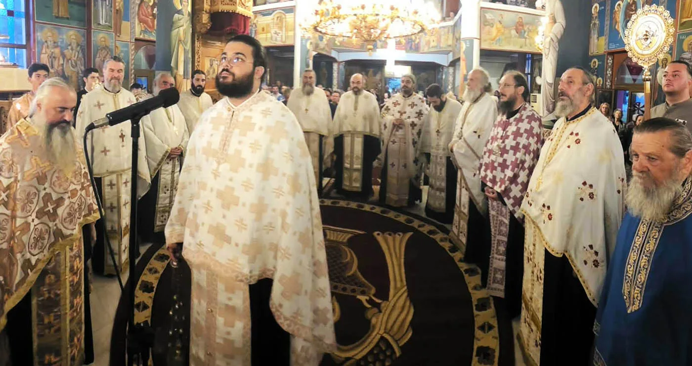 Με λαμπρότητα τελέστηκε ο Μέγας Πανηγυρικός Εσπερινός στον πανηγυρίζοντα Ιερό Ναό Υψώσεως Τιμίου Σταυρού Τ.Κ. Ανατολικού Εορδαίας (ρεπορτάζ της Κούλας Πουλασιχίδου)
