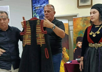 Κλεισούρα: Με τη συμμετοχή ντόπιων και επισκεπτών η επιστημονική ημερίδα για τη μουσικοχορευτική παράδοση και τους Ενδυματολογικούς Κώδικες