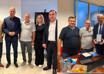 Λαϊκές αγορές: Στο τραπέζι χρηματοδότηση για εξοπλισμό και οχήματα – Ζητούν ενιαίους κανόνες πανελλαδικά