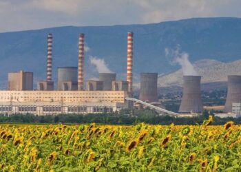 Bloomberg: Η καρδιά της ενεργειακής μετάβασης χτυπά στην Κοζάνη – Το σχέδιο της ΔΕΗ για ένα από τα μεγαλύτερα data centers στην Ευρώπη