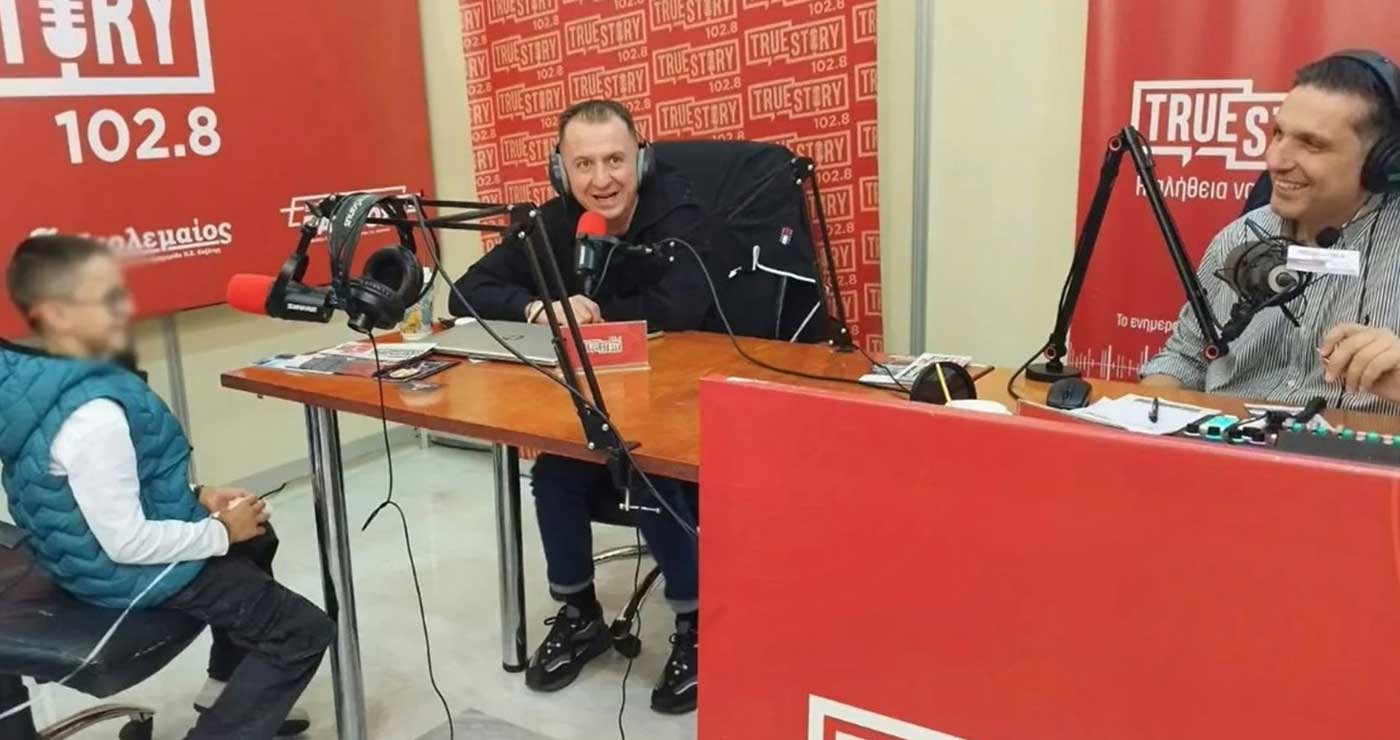 Ο Πασχάλης Μητλιάγκας ….junior, ζωντανά στο True Story Radio από την 34η Εμποροβιοτεχνική Έκθεση! (video)