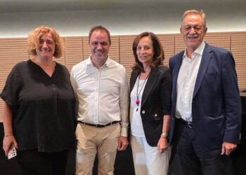Συνάντηση Μητλιάγκα – Ανδρουλάκη στη σύσκεψη Επιμελητηρίων Βορείου Ελλάδας «Με Όλγα, Άννα και Πάρη»