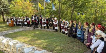 Τιμήθηκε η μνήμη των ηρώων του Μακεδονικού Αγώνα στο Μπούρινο – Μ. Παπαδόπουλος: “Η θυσία τους παραμένει ζωντανή”