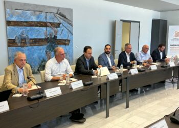 Εντυπωσιασμένος από τις υποδομές και το έργο του Πανεπιστημίου Δυτικής Μακεδονίας ο Δημήτρης Παπαστεργίου- Σε τροχιά υλοποίησης ο υπερυπολογιστής