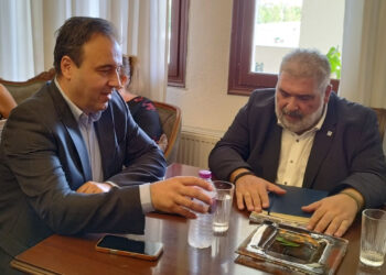 Ο Δημήτρης Παπαστεργίου στο Δημαρχείο Εορδαίας: «Η ευκαιρία είναι εδώ και πρέπει να την εκμεταλλευτούμε» (βίντεο)