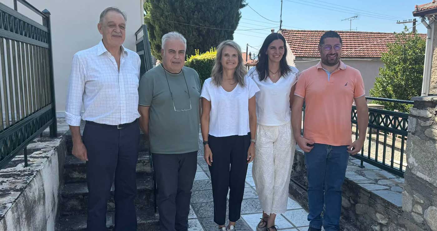 Στο δημαρχείο Βελβεντού βρέθηκε κλιμάκιο του ΠΑΣΟΚ με επικεφαλής τη Μιλένα Αποστολάκη