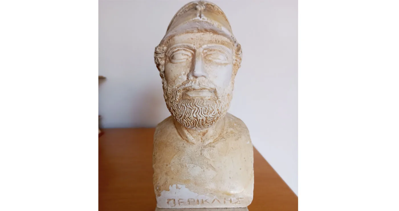 Γλυπτά αγγεία 271-280 αρχαιοελληνικά σε ξένα Μουσεία – Γράφει ο Ευστάθιος Λαμπριανίδης