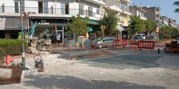 Πτολεμαΐδα: Επιδιορθώθηκε η βλάβη Τ/Θ στην κεντρική πλατεία – Απομένει να πέσει η άσφαλτος για να δοθεί σε κυκλοφορία ο δρόμος