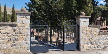 Σιάτιστα: Επιτήδειοι εξαπάτησαν ηλικιωμένη και της πήραν 20.000 ευρώ – Της είπαν ότι θα χάσει τα χωράφια της