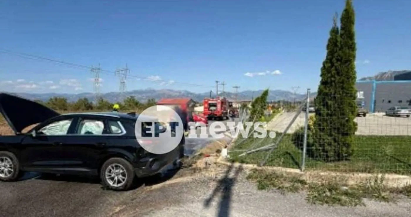 Σοβαρό τροχαίο ατύχημα με τραυματίες στην Καστοριά – Επιχείρηση απεγκλωβισμού από την Πυροσβεστική