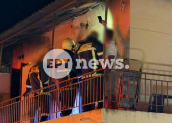 Καστοριά: Φωτιά σε μπαλκόνι σπιτιού στα Λακκώματα – Άμεση επέμβαση της Πυροσβεστικής