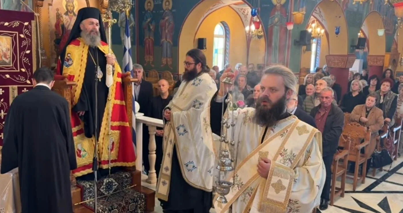 Νέος ιερέας στην Ασβεστόπετρα Εορδαίας – Υποδέχθηκαν τον π. Βασίλειο Τσολάκη παρουσία του Μητροπολίτη Ειρηναίου