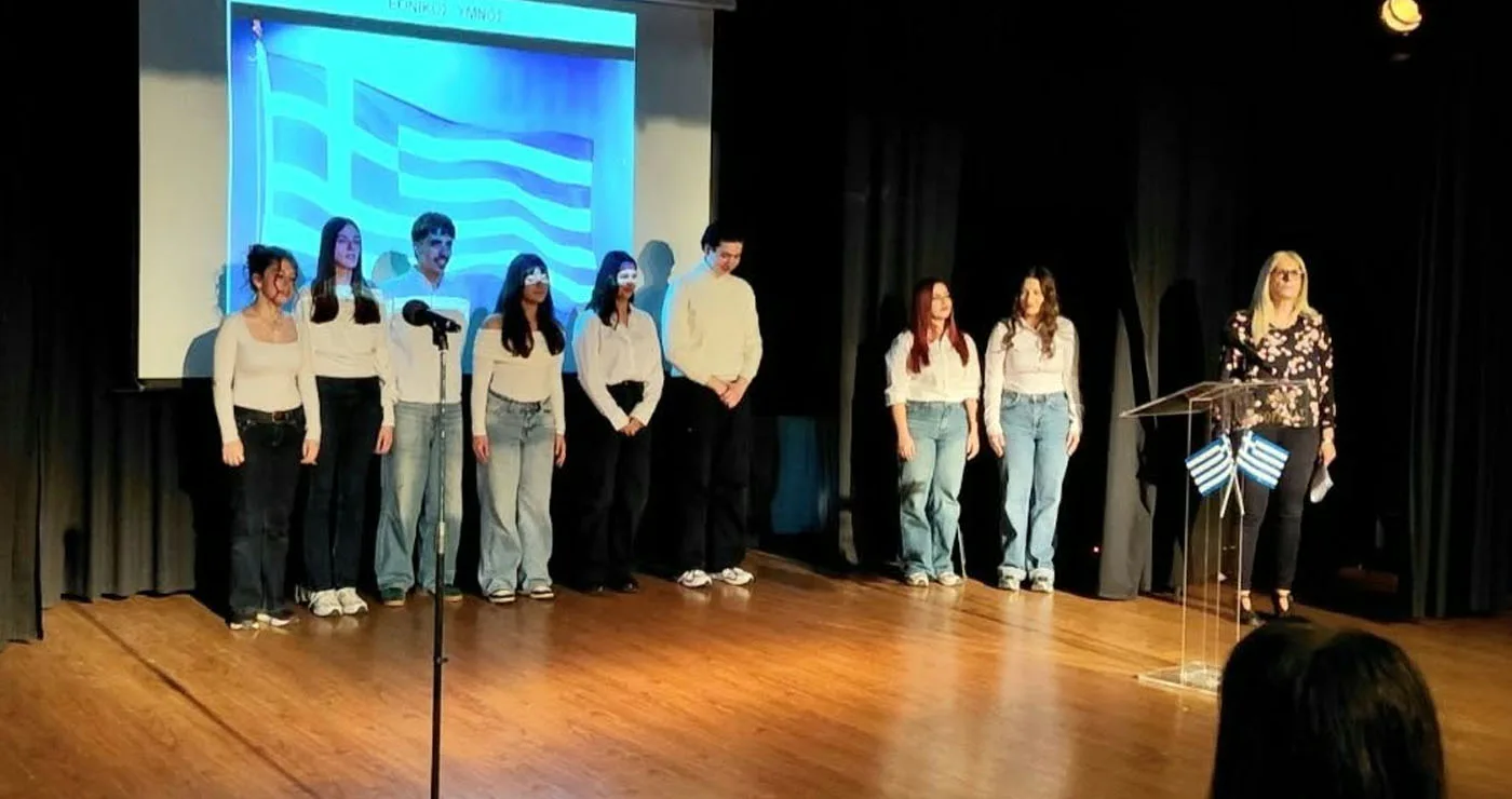 Εντυπωσίασε η Επετειακή εκδήλωση του 1ου Γενικού Λυκείου Πτολεμαΐδας ,για την 28η Οκτωβρίου 1940 ! (Της Κούλας Πουλασιχίδου)