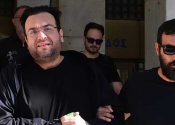 Στην Ευελπίδων μεταφέρθηκε ο Φίλιππος Καμπούρης – «Είμαι αθώος» δήλωσε στους δημοσιογράφους