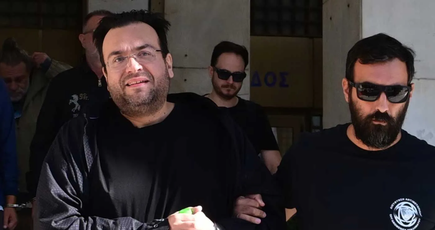 Στην Ευελπίδων μεταφέρθηκε ο Φίλιππος Καμπούρης – «Είμαι αθώος» δήλωσε στους δημοσιογράφους