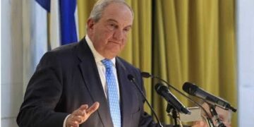 Πολεμικό Μουσείο – Κώστας Καραμανλής (2η Ενότητα για τα Εθνικά Θέματα)– Γράφει ο Μιχάλης Ραμπίδης