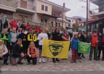 Υπέροχο φθινοπωρινό σκηνικό στο Λέχοβο με την Ορειβατική Λέσχη Εορδαίας στην εξόρμηση της Κυριακής