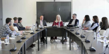 Νέα συνεργασία με επίκεντρο τους νέους και τον Ελληνισμό του εξωτερικού – Συνεργασία του ΜΚΣ «Ελληνισμός εν Δράσει»
