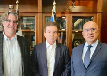 Την παραχώρηση των πρ. Αστυνομικών Τμημάτων Σερβίων και Λιβαδερούν ζήτησαν από τον Χρυσοχοΐδη οι Μ. Παπαδόπουλος και Χρ. Ελευθερίου