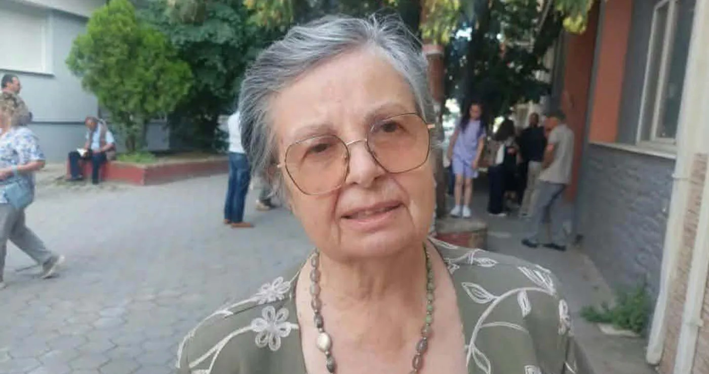 Παρουσίαση του νέου Βιβλίου της Ποιήτριας Στέλλας Καρούτσου-Ιακωβίδου, στην Κοζάνη (της Κούλας Πουλασιχίδου)