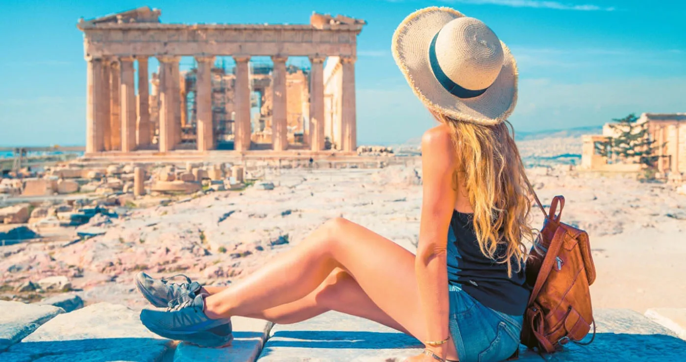 Τράπεζα της Ελλάδος: Πάνω από 28,5 εκατ. τουρίστες στην Ελλάδα το φετινό οκτάμηνο